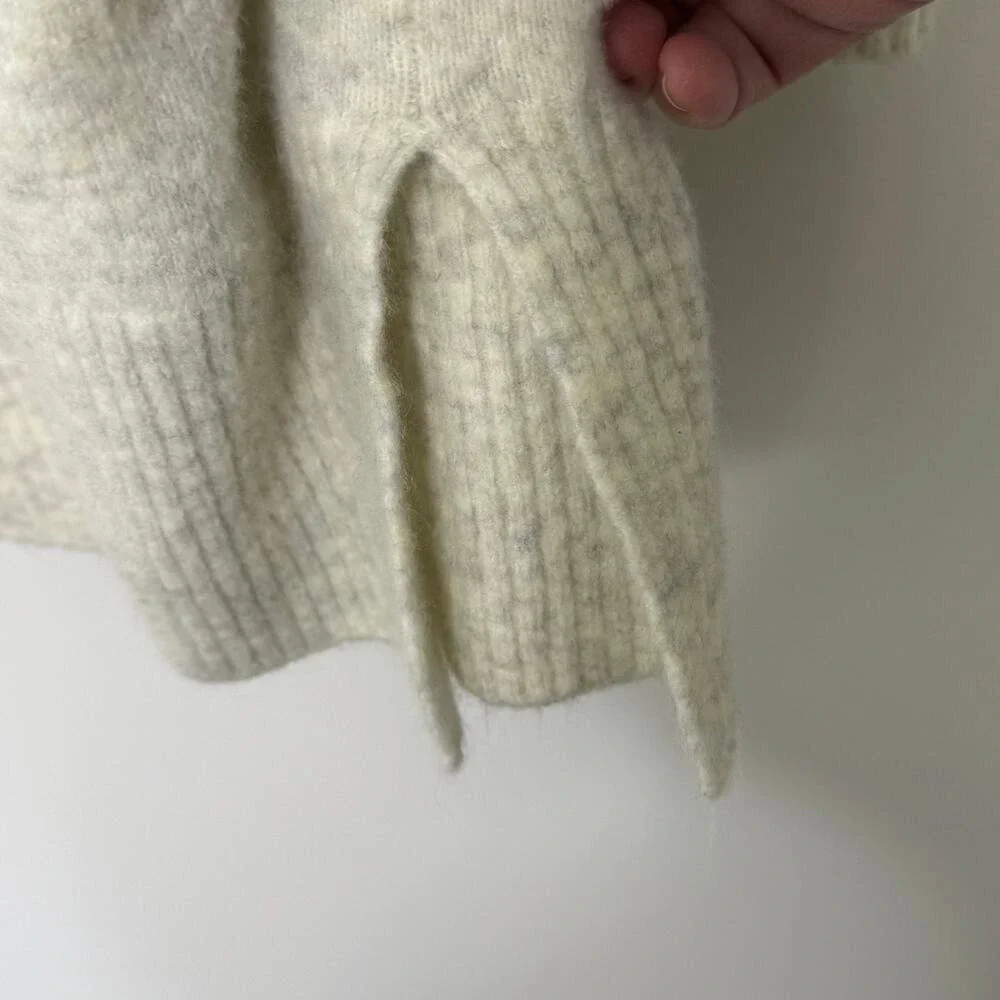J. Crew Soft‎ Cardigan